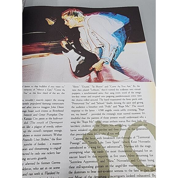 Kurt Cobain Rolling Stone COBAIN 1st Paperback Edition - Picture 14 of 16